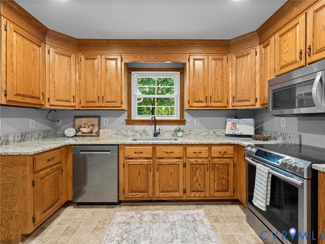 1554 Palmore Rd, Powhatan, VA 23139