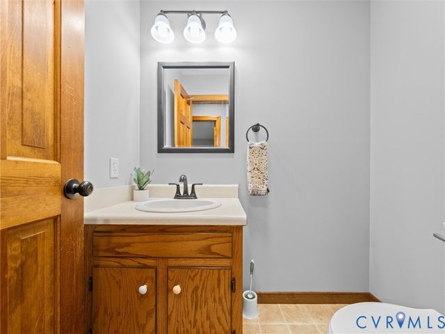 1554 Palmore Rd, Powhatan, VA 23139
