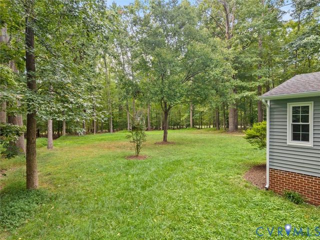 1554 Palmore Rd, Powhatan, VA 23139