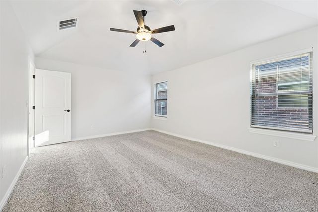 2300 NW 170th Street, Edmond, OK 73012