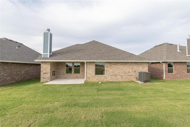 2300 NW 170th Street, Edmond, OK 73012