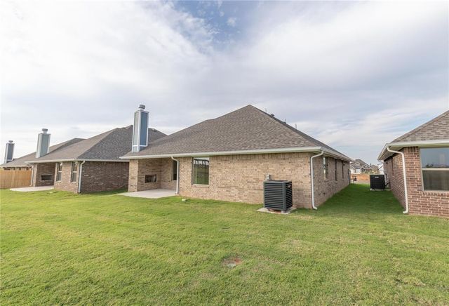 2300 NW 170th Street, Edmond, OK 73012