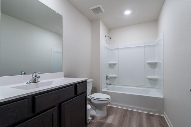 22442 Kennons Way, Hockley, TX 77447