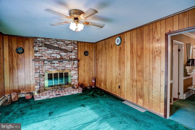 1567 LOWER STATE RD, Doylestown, PA 18901