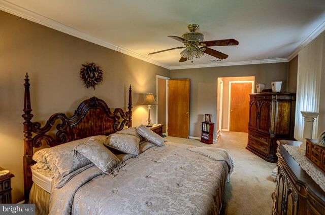 1567 LOWER STATE RD, Doylestown, PA 18901
