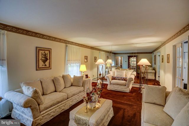 1567 LOWER STATE RD, Doylestown, PA 18901