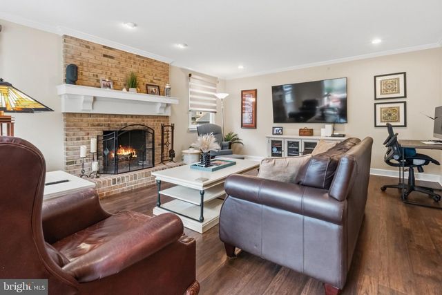 4 LAFITE CT, West Deptford Twp, NJ 08096