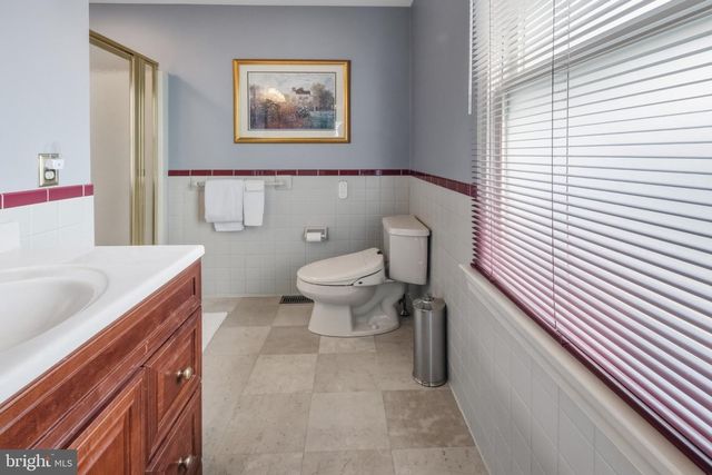 4 LAFITE CT, West Deptford Twp, NJ 08096