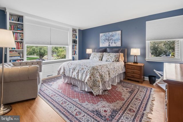 4 LAFITE CT, West Deptford Twp, NJ 08096