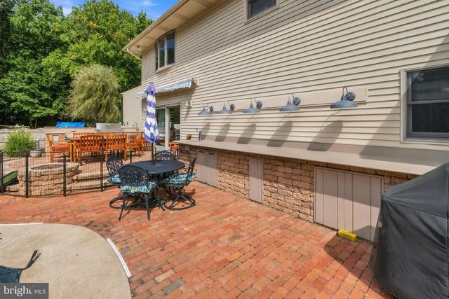 4 LAFITE CT, West Deptford Twp, NJ 08096