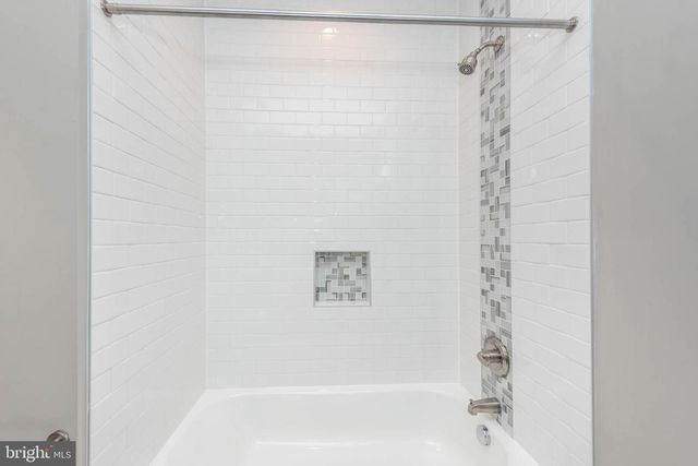 826 EDMONDSON AVE, Baltimore, MD 21201