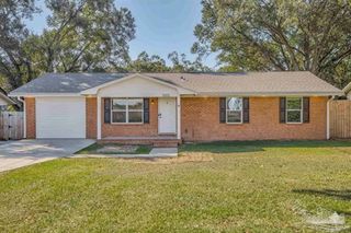 3005 Junction Dr, Cantonment, FL 32533