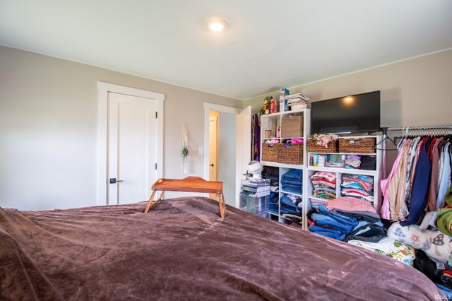 2353 Normandy Drive, Mishawaka, IN 46545
