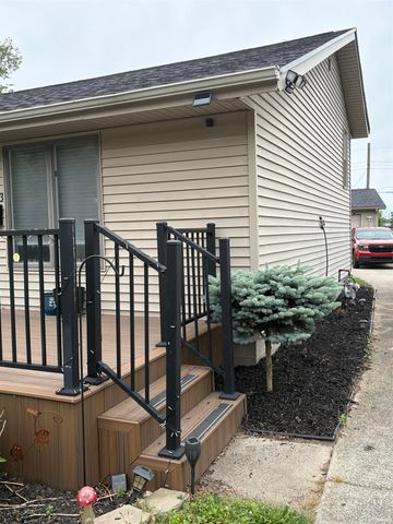 2353 Normandy Drive, Mishawaka, IN 46545