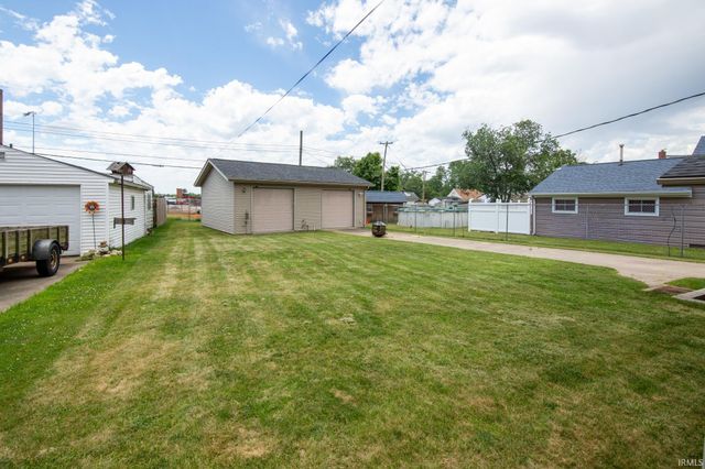 2353 Normandy Drive, Mishawaka, IN 46545