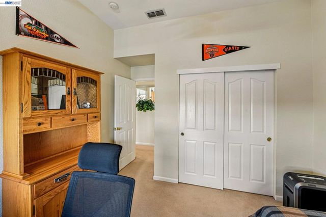 989 Carter St, Folsom, CA 95630