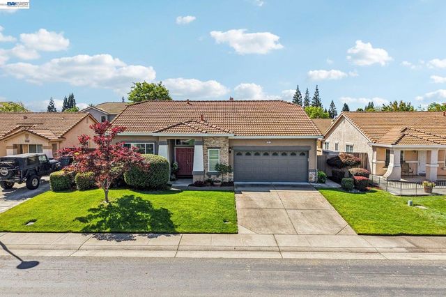 989 Carter St, Folsom, CA 95630