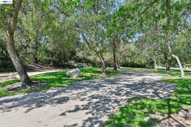 989 Carter St, Folsom, CA 95630