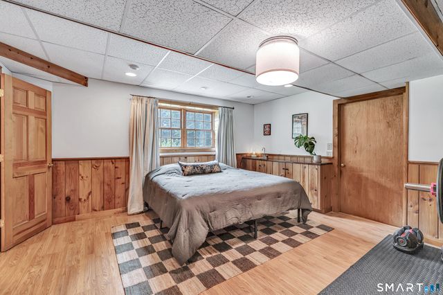 17 Plumtrees Road, Newtown, CT 06470