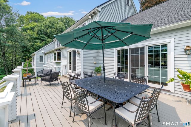 17 Plumtrees Road, Newtown, CT 06470