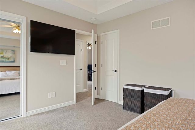 608 SE Pendleton Drive, Lee's Summit, MO 64063