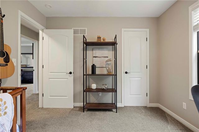 608 SE Pendleton Drive, Lee's Summit, MO 64063