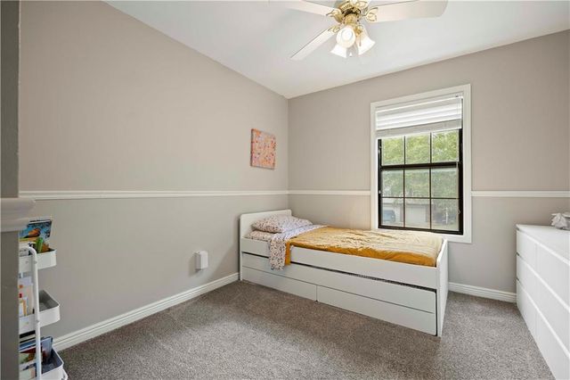 608 SE Pendleton Drive, Lee's Summit, MO 64063