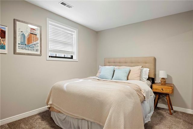 608 SE Pendleton Drive, Lee's Summit, MO 64063