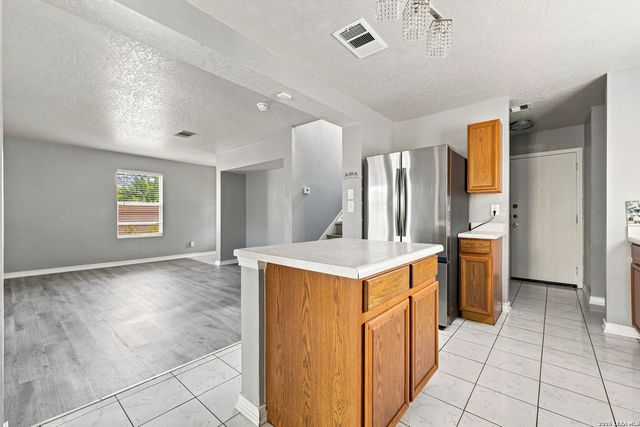 3003 GYPSY PT, San Antonio, TX 78245