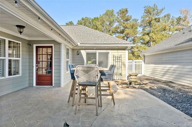 150 Cottage Club Drive, Locust Grove, GA 30248