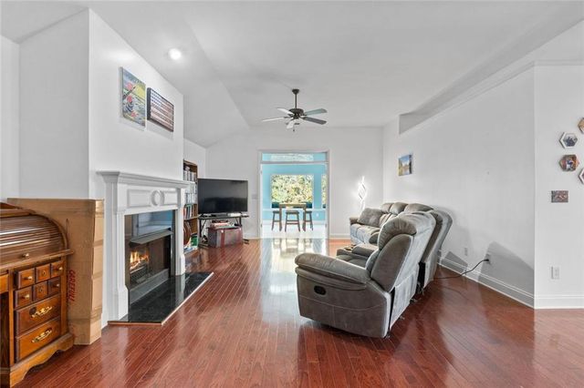 150 Cottage Club Drive, Locust Grove, GA 30248