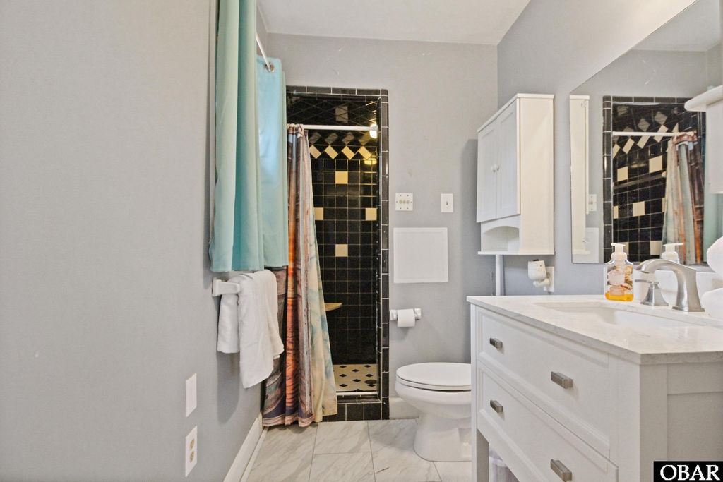 Image 13 of property listing at 192 W US 158 Lot 2, Camden, NC 27921