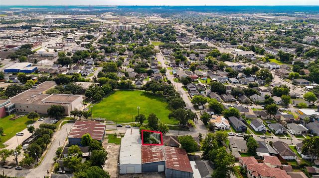 211 N Jenkins Street, Houston, TX 77003