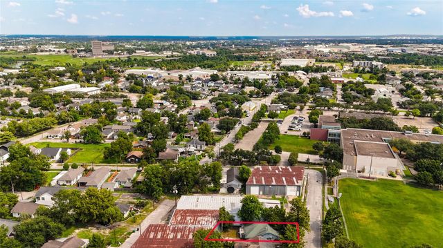 211 N Jenkins Street, Houston, TX 77003