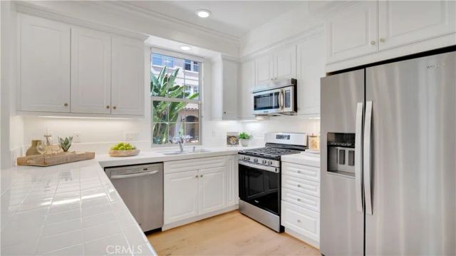 57 Silverado, Irvine, CA 92618