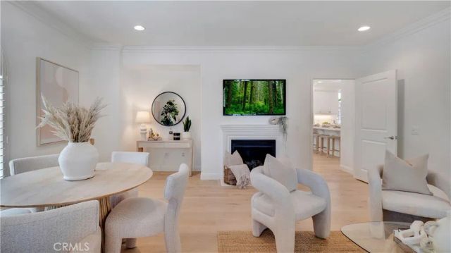 57 Silverado, Irvine, CA 92618