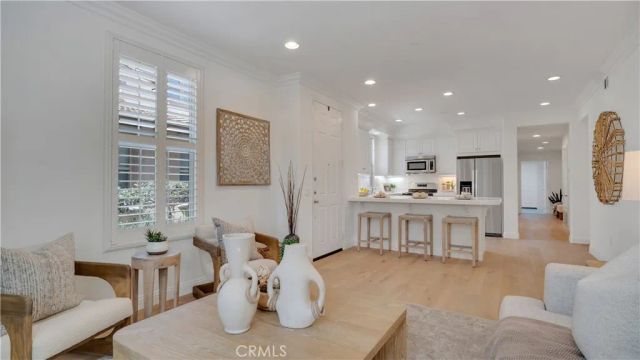 57 Silverado, Irvine, CA 92618