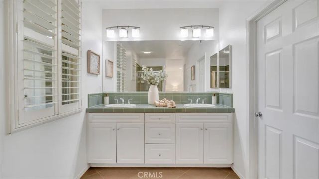 57 Silverado, Irvine, CA 92618