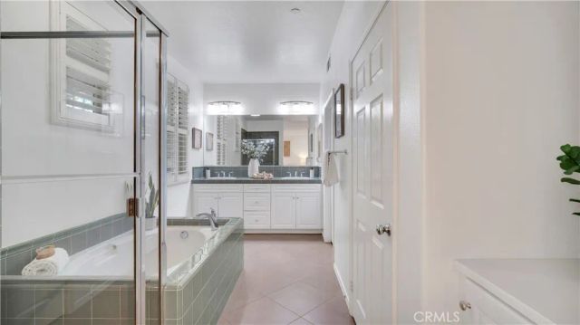 57 Silverado, Irvine, CA 92618