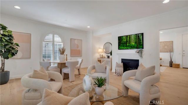 57 Silverado, Irvine, CA 92618