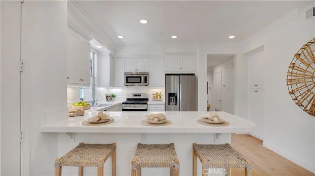 57 Silverado, Irvine, CA 92618