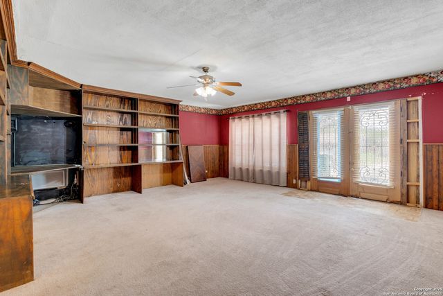 6430 Ridge Forest, San Antonio, TX 78233