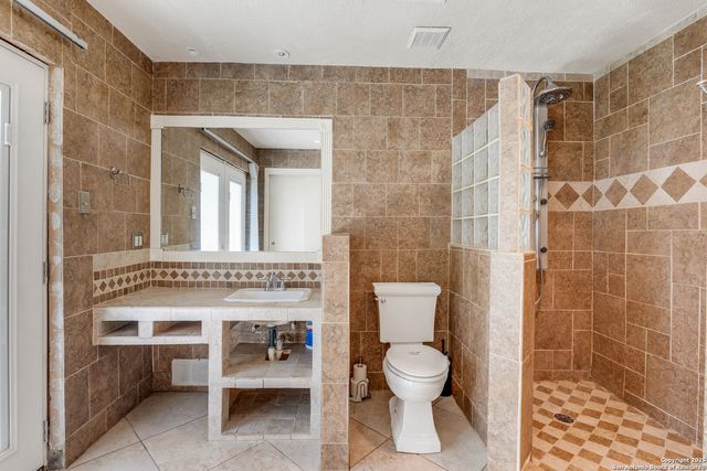 6430 Ridge Forest, San Antonio, TX 78233
