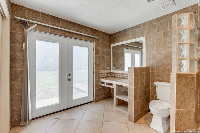 6430 Ridge Forest, San Antonio, TX 78233
