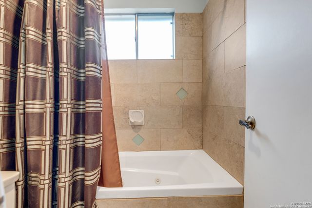 6430 Ridge Forest, San Antonio, TX 78233