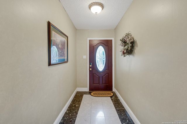 6430 Ridge Forest, San Antonio, TX 78233