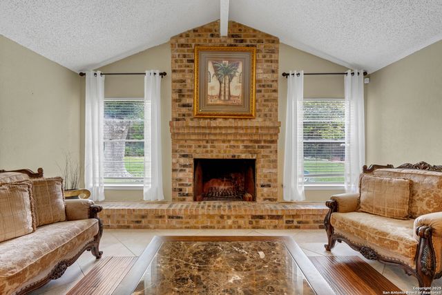 6430 Ridge Forest, San Antonio, TX 78233