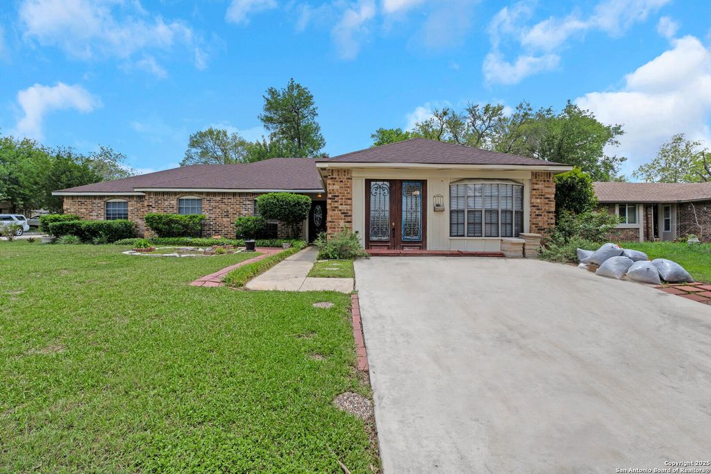 6430 Ridge Forest, San Antonio, TX 78233