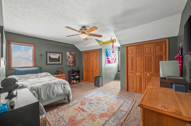 53271 County Murray Drive, Granger, IN 46530