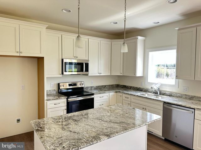 389 GREENBROOK DR, Milford, DE 19963
